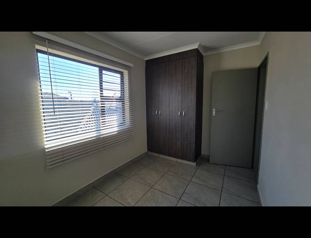 3 BEDROOM FREEHOLD FOR SALE IN ALBERTSDAL